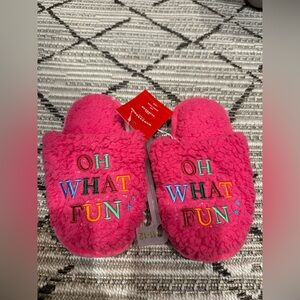 NWT! Oh What Fun Girls Pink Christmas Shoe/Slippers Slides Size 11/12